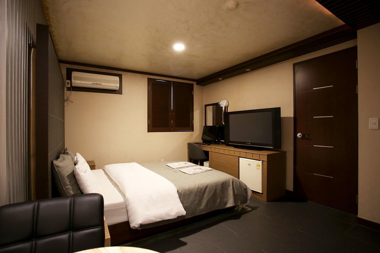 Mate Hotel Chuncheon Eksteriør bilde